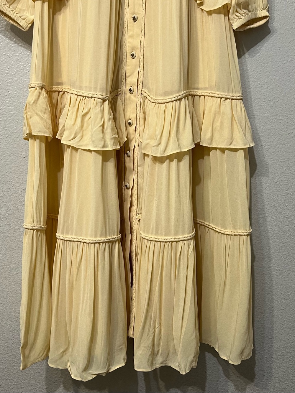 FARM Rio Cream Ruffle-Tiered Button-Front Maxi Dress - Picture 4 of 10
